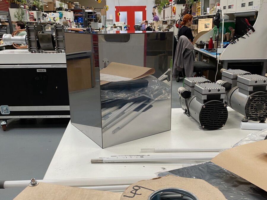 Final design of the Mirrorbox confirmed!